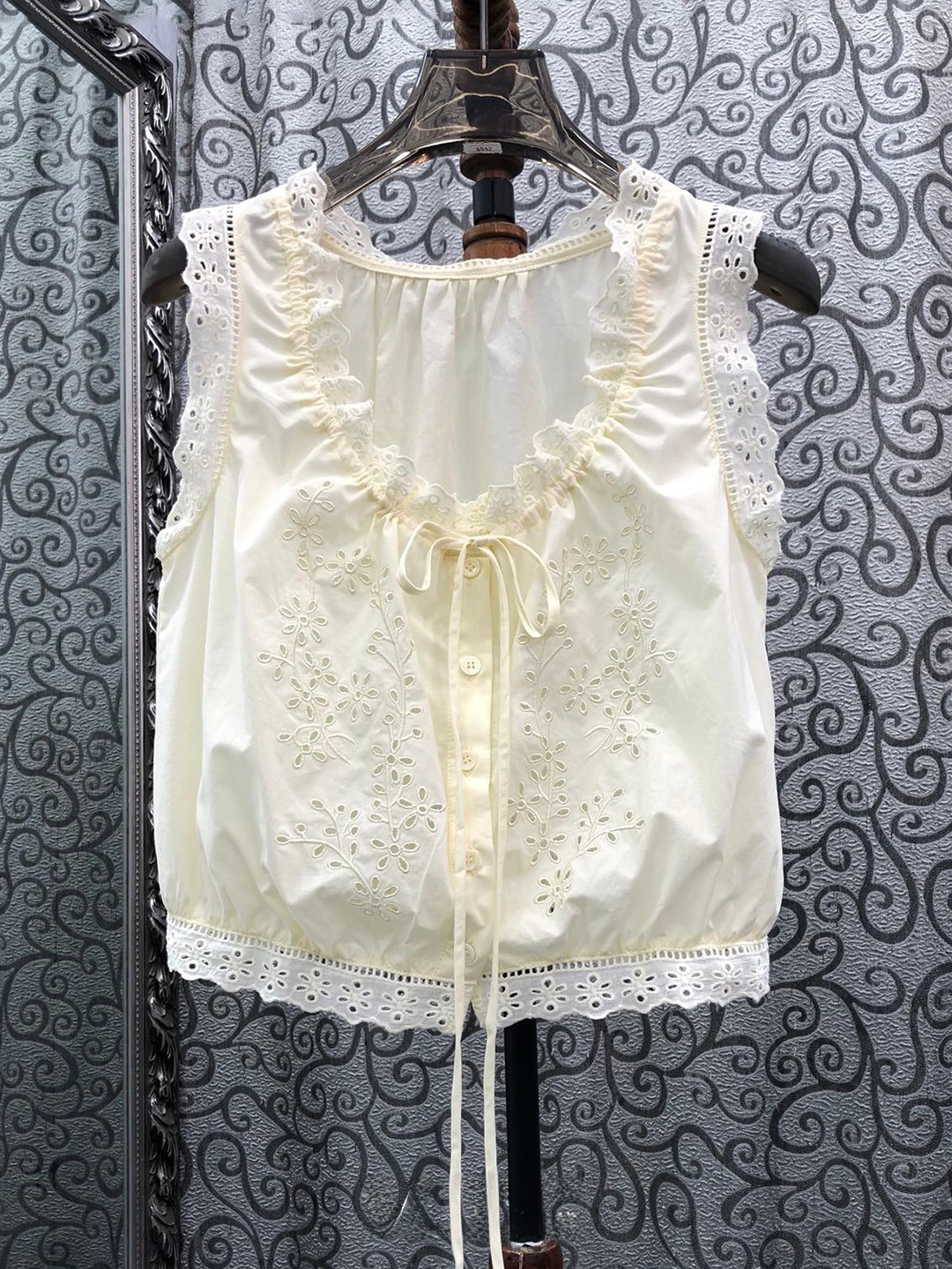 Milan Small Town Retro Pure Co - Street Fashion Of Milan ulasan dan harga